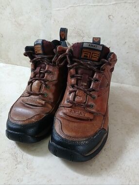Ariat Brown Full Grain Leather Men’s Work/Hiking Boots with Black Outsole Sz 6B